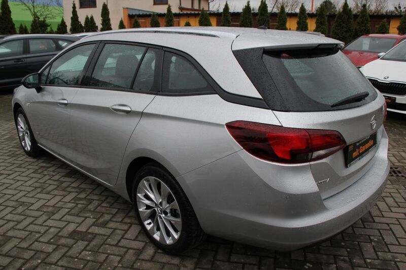 Gebraucht Opel Astra Design & Tech 145 PS (106 kW) 2022 Silber Kombi