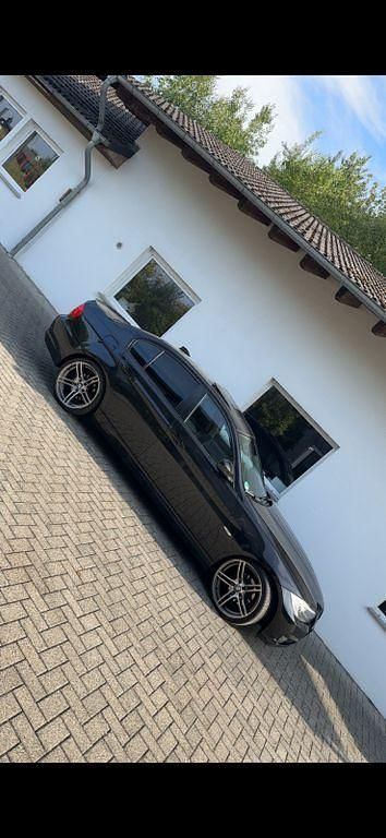 Gebraucht BMW 320 Performance 170 PS (125 kW) 2008 Schwarz Limousine