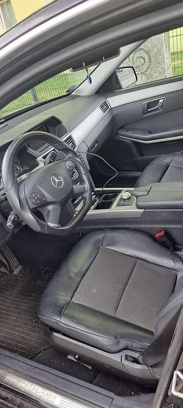 Gebraucht Mercedes 300 204 PS (150 kW) 2010 Schwarz Limousine