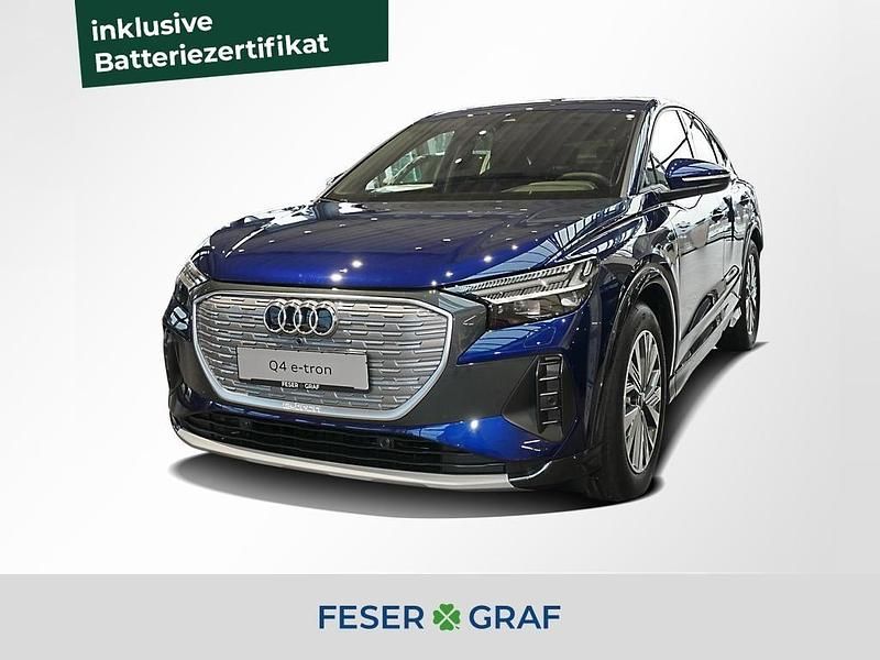 Navarrablau metallic Gebraucht 2023 Audi Q4 Sportback e-tron Sport SUV | 45.430 € (Teuer) - Bild 1/4