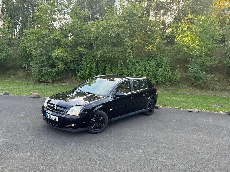 Gebraucht Opel Signum 150 PS (110 kW) 2004 Schwarz Kleinwagen