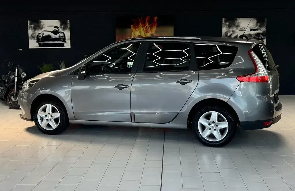 Gebraucht Renault Scénic IV LIMITED 132 PS (97 kW) 2016 Grau Van / Kleinbus