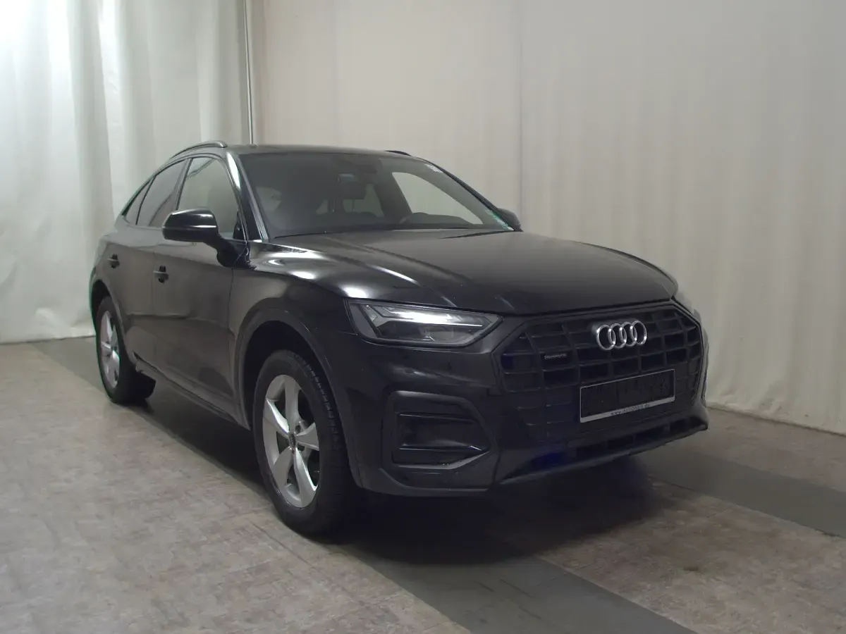 Gebraucht Audi Q5 Sportback Advanced 204 PS (150 kW) 2022 Schwarz SUV