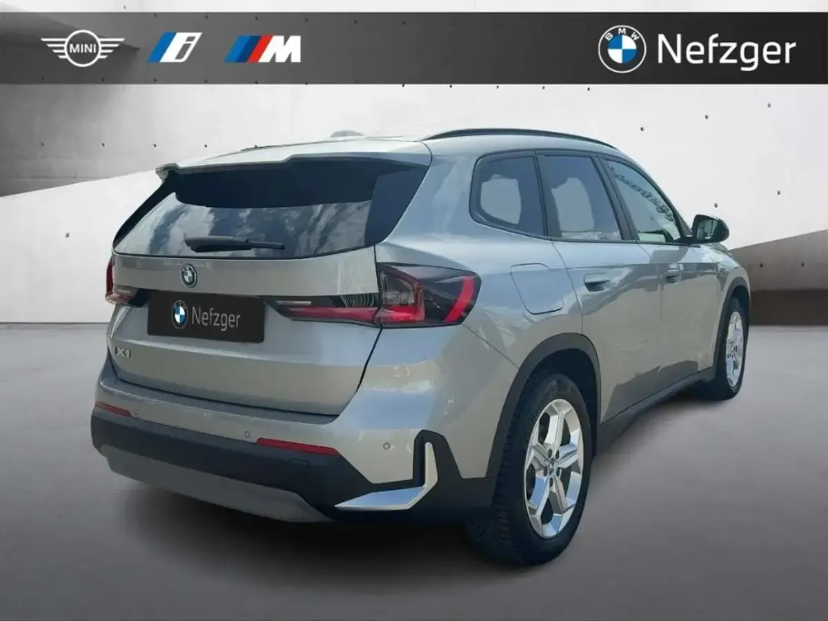 Gebraucht BMW iX1 Shadowline 150 kW (204 PS) 2024 Silber SUV