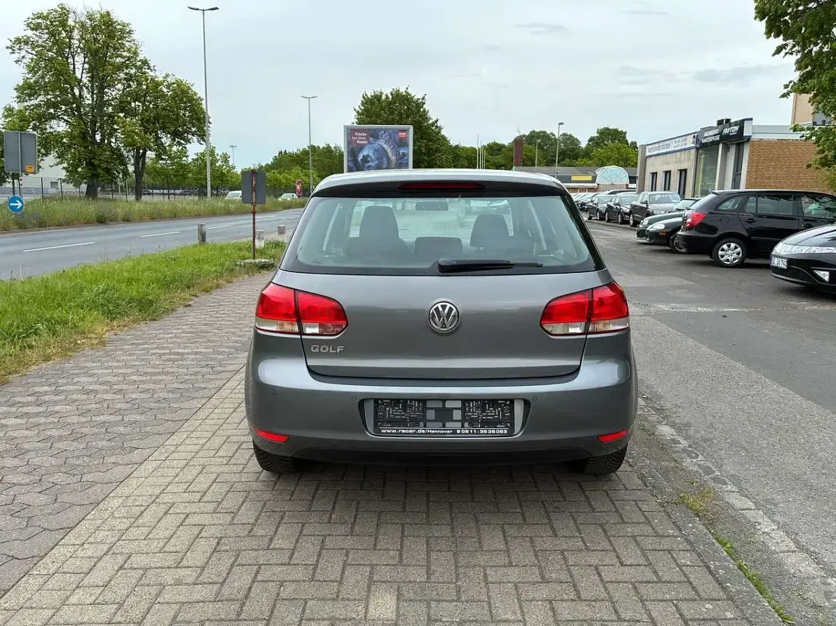 Second-hand VW Golf VII Trendline 80 CP (58 kW) 2012 Gri Hatchback