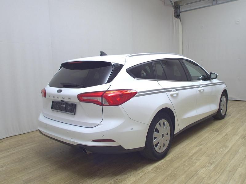 Gebraucht Ford Focus Cool & Connect 120 PS (88 kW) 2021 Weiss Kombi