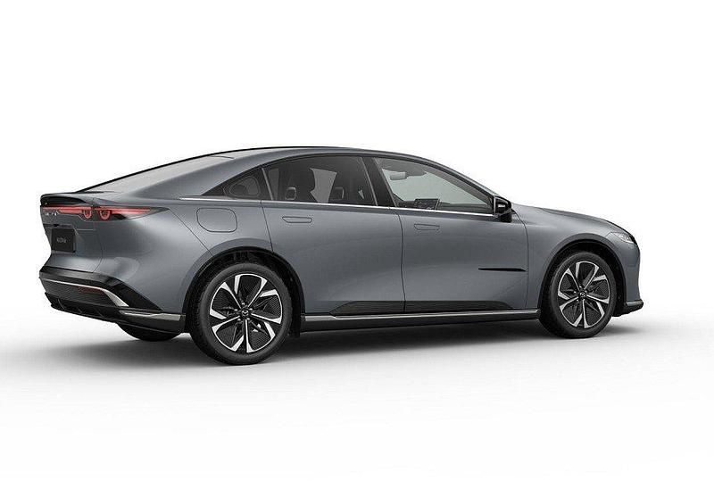 Neu Mazda 6e 189 kW (258 PS) 2025 Polymetal gray Limousine