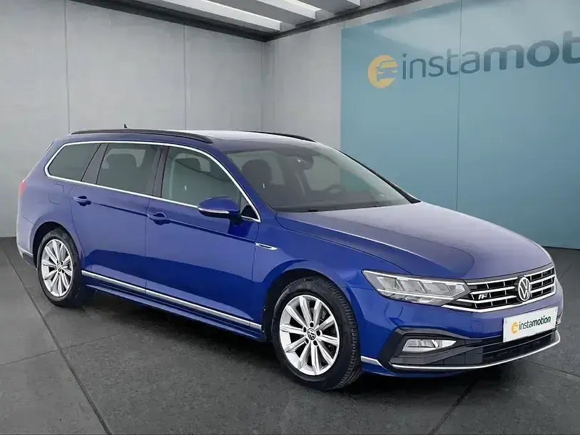 Gebraucht VW Passat 122 PS (89 kW) 2022 Blau Kombi