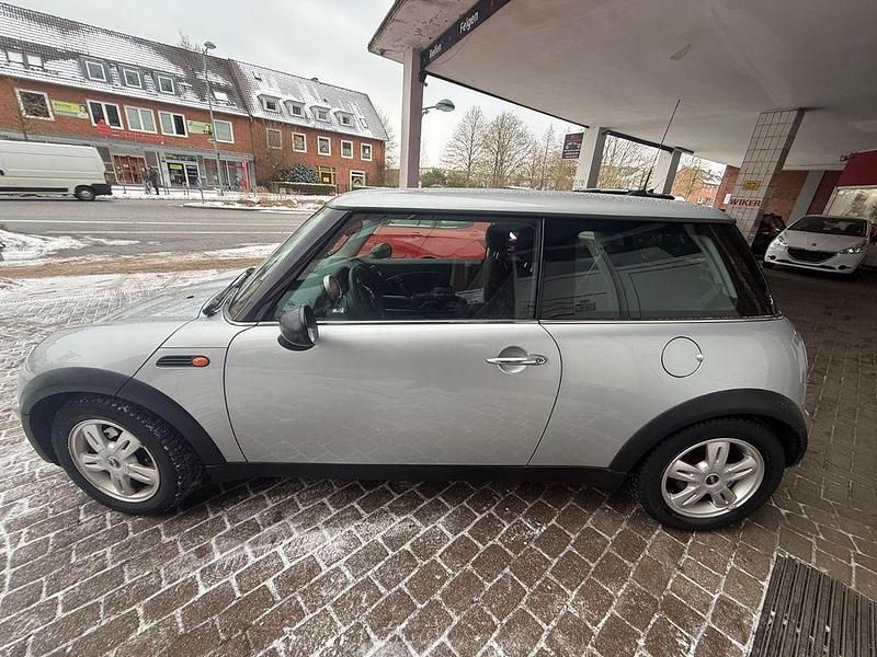 Gebraucht Mini ONE 90 PS (66 kW) 2006 Silber Kleinwagen