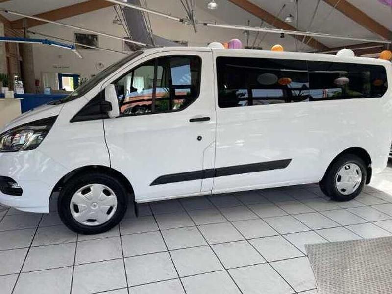 Gebraucht Ford Transit Custom Trend 131 PS (96 kW) 2018 Weiß Van / Kleinbus