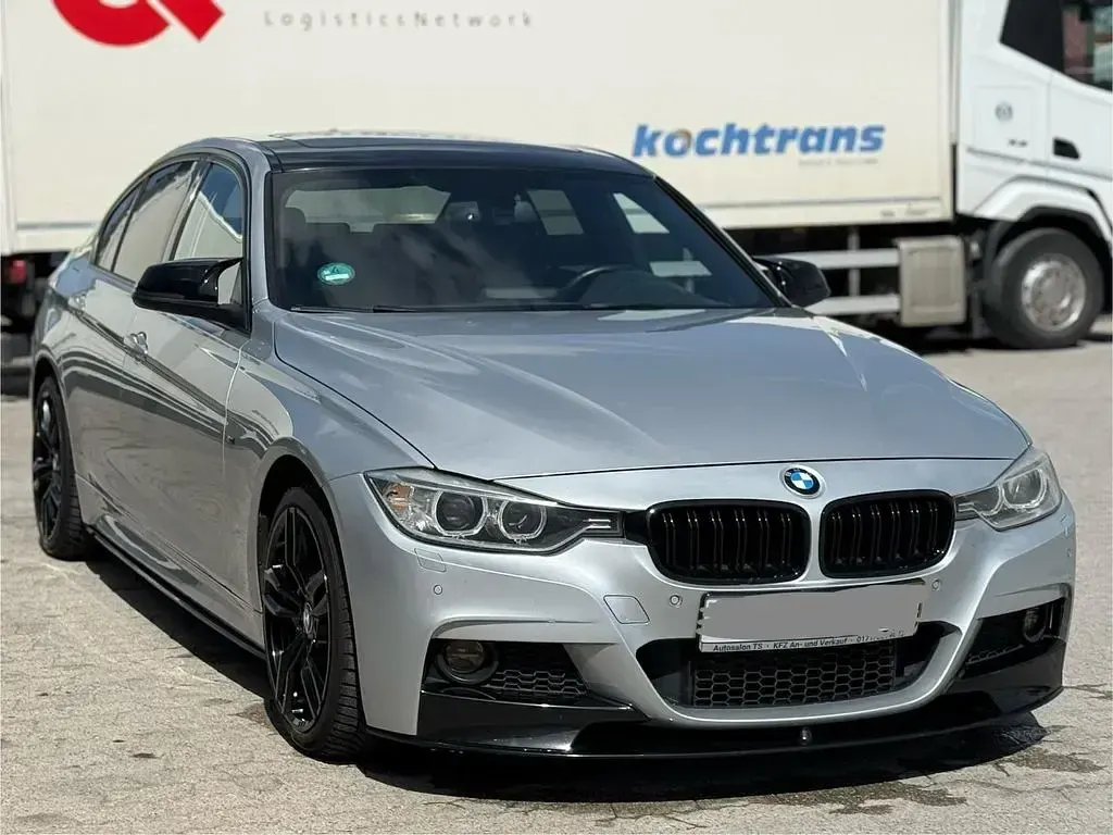Gebraucht BMW 335 Sport Line 306 PS (225 kW) 2012 Silber Limousine