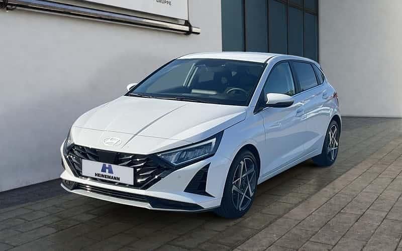 Weiß Neu 2025 Hyundai i20 Prime Limousine | 25.555 € (Teuer) - Bild 1/4
