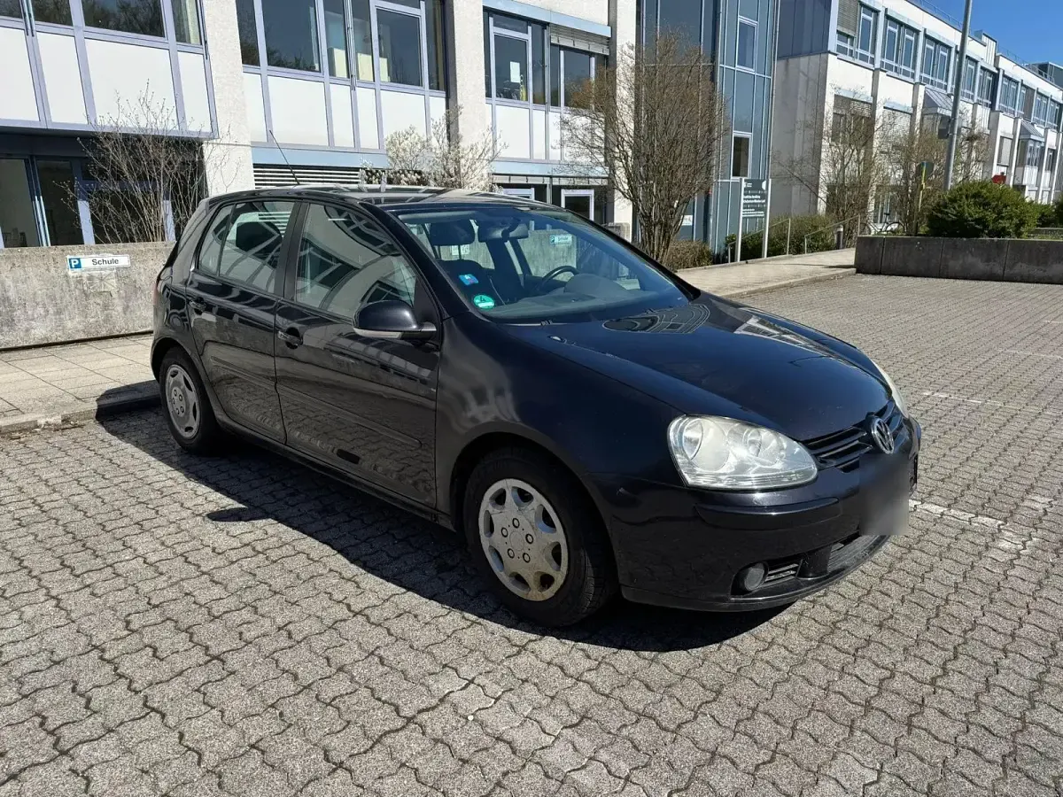Gebraucht VW Golf IV 116 PS (85 kW) 2005 Blau Limousine
