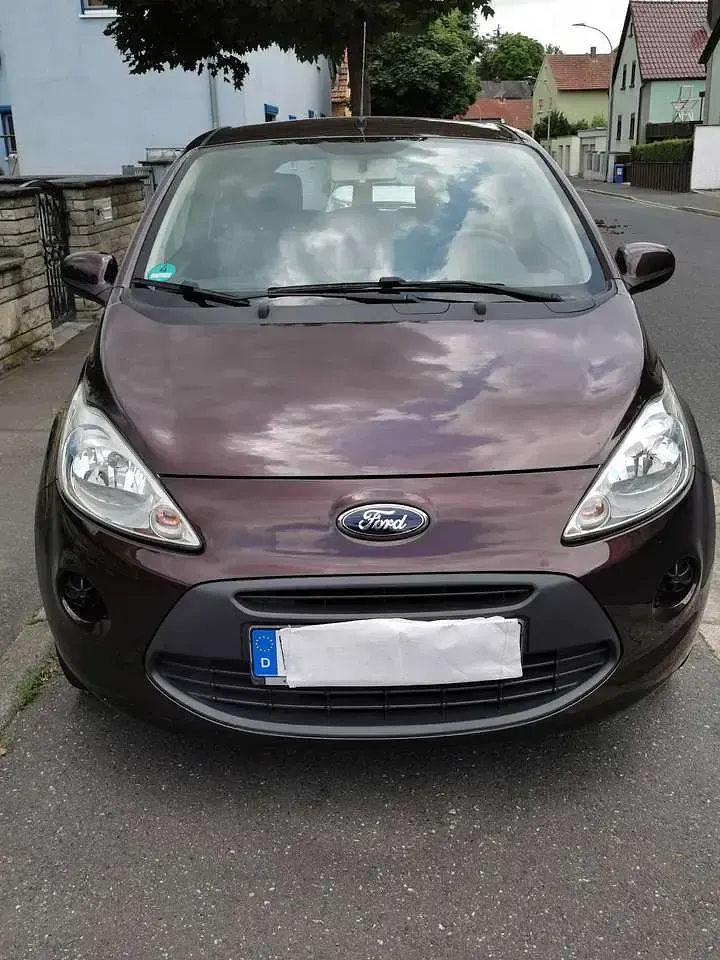 Gebraucht Ford Ka Champions Edition 69 PS (50 kW) 2013 Braun Kleinwagen