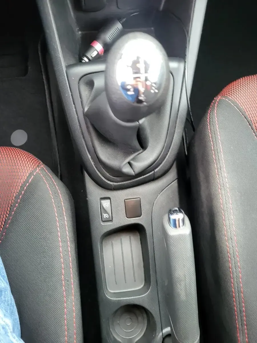 Gebraucht Renault Clio 74 PS (54 kW) 2014 Rot Kleinwagen