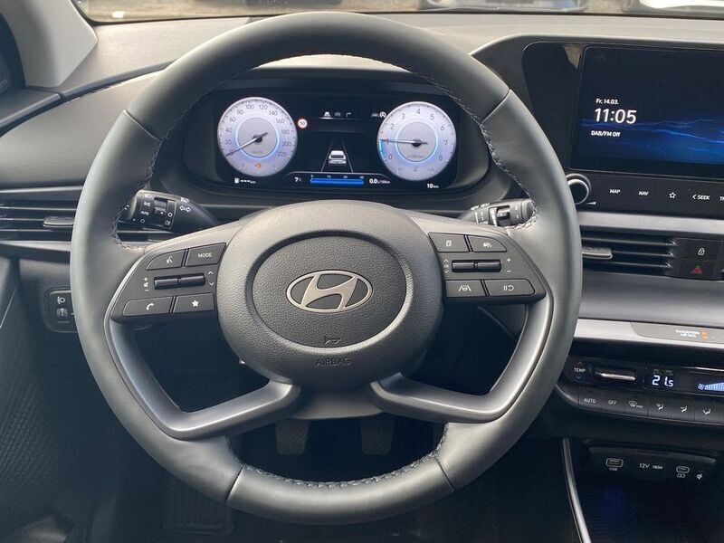 Grün Neu 2025 Hyundai i20 Prime Limousine | 25.550 € (Etwas zu teuer) - Bild 1/4