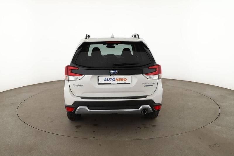 Gebraucht Subaru Forester Platinum 150 PS (110 kW) 2021 Weiß SUV