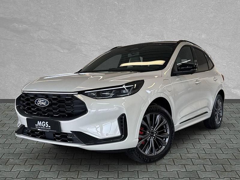 Gebraucht Ford Kuga 152 PS (111 kW) 2025 Metropolis white metallic SUV