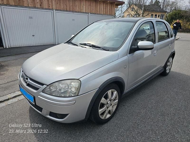Gebraucht Opel Corsa 80 PS (58 kW) 2006 Silber Kleinwagen