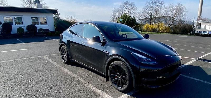 Gebraucht Tesla Model Y Performance 392 kW (534 PS) 2022 Schwarz SUV