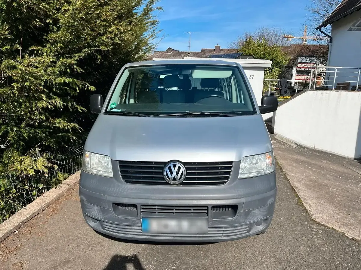 Gebraucht VW T5 131 PS (96 kW) 2008 Silber Van
