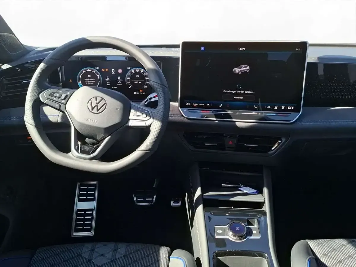Neu VW Tiguan R-line 150 PS (110 kW) 2026 Pure white SUV