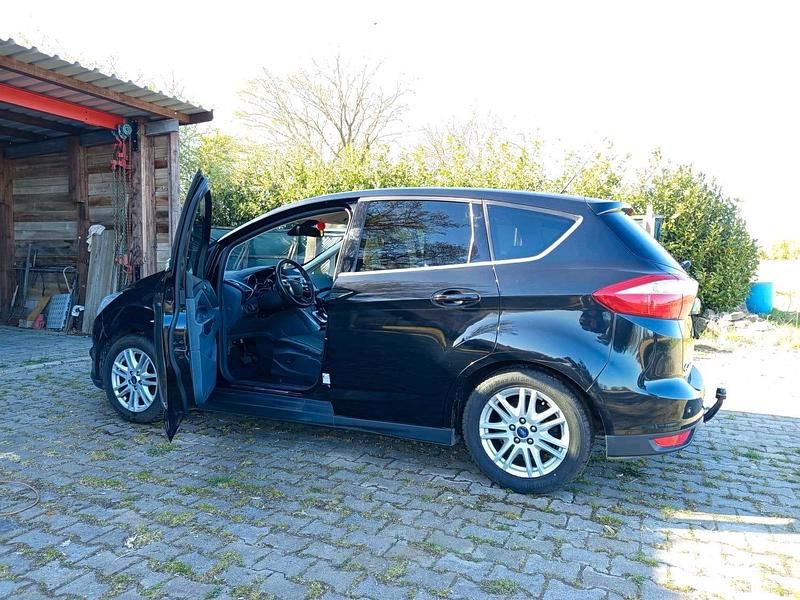 Second-hand Ford C-MAX 140 CP (102 kW) 2013 Negru Monovolum