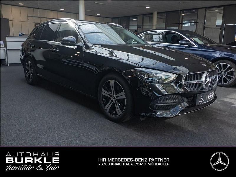 Schwarz Gebraucht 2024 Mercedes C180 Avantgarde Limousine | 35.980 € (Fairer Preis) - Bild 1/4