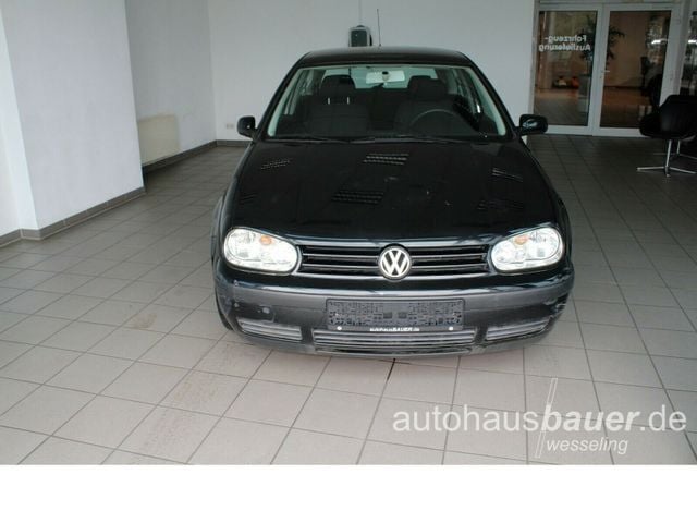 Schwarz Gebraucht 2001 VW Golf IV Limousine | 670 € (Superpreis) - Bild 1/4