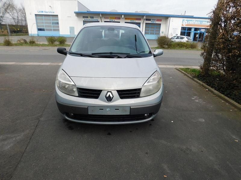 Gebraucht Renault Scénic II Dynamique 101 PS (74 kW) 2004 Silber Van / Kleinbus