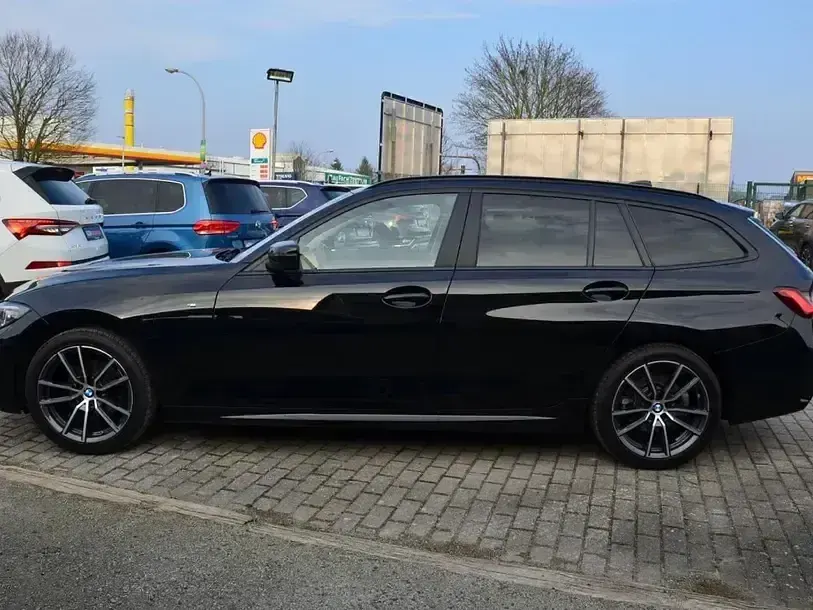 Gebraucht BMW 320 M Sport 190 PS (139 kW) 2021 Schwarz Kombi