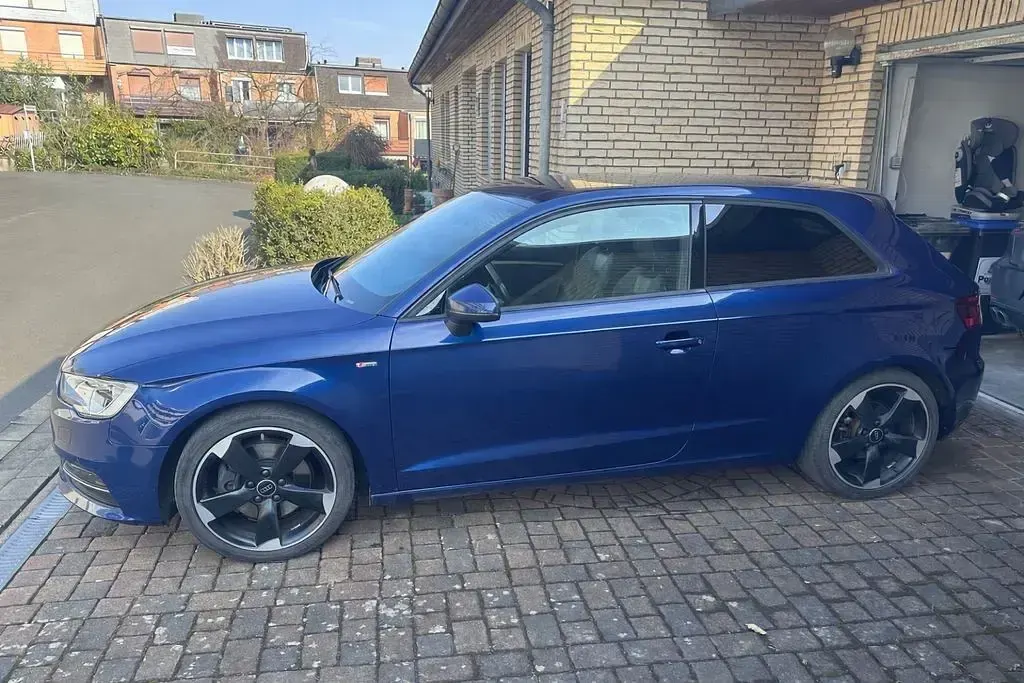 Occasion Audi A3 S-Line 179 ch (131 kW) 2015 Bleue Berline