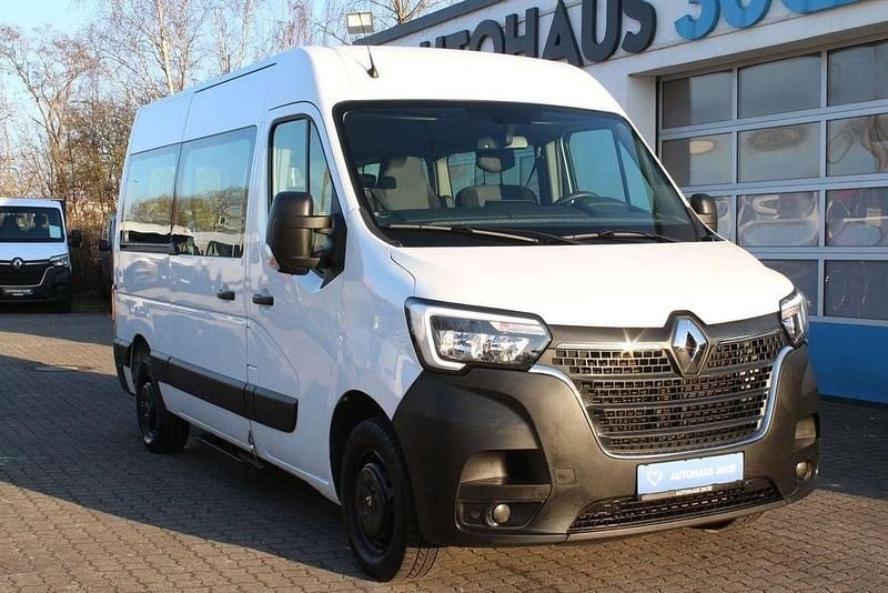 Second-hand Renault Master 135 CP (99 kW) 2020 Alb Monovolum