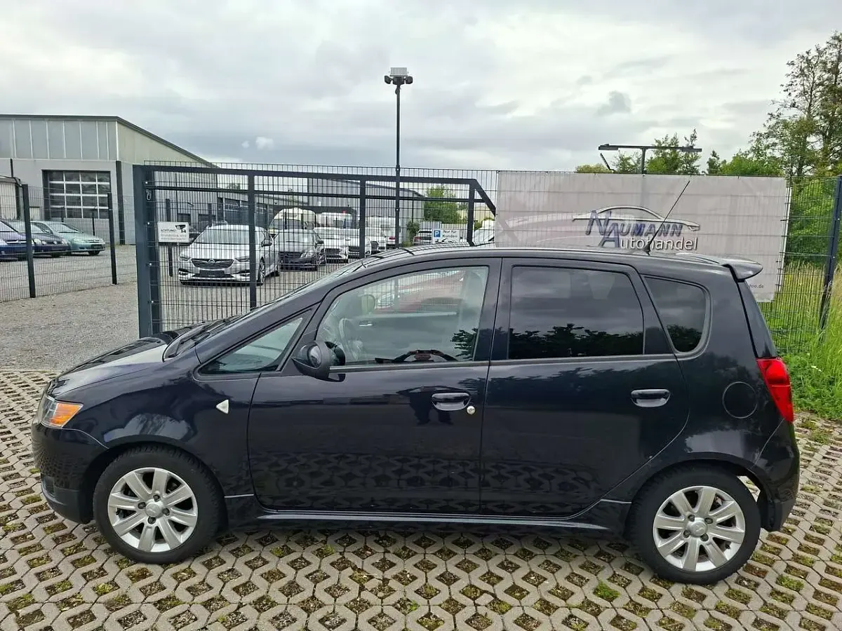 Gebraucht Mitsubishi Colt Motion 95 PS (69 kW) 2012 Astroschwarz (m) Kleinwagen