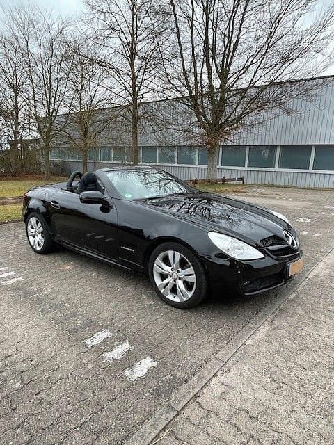 Gebraucht Mercedes SLK200 184 PS (135 kW) 2009 Schwarz Cabrio