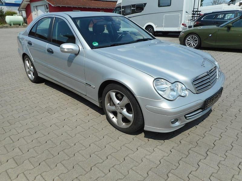 Silber Gebraucht 2005 Mercedes C230 Limousine | 3.599 € (Guter Preis) - Bild 1/4