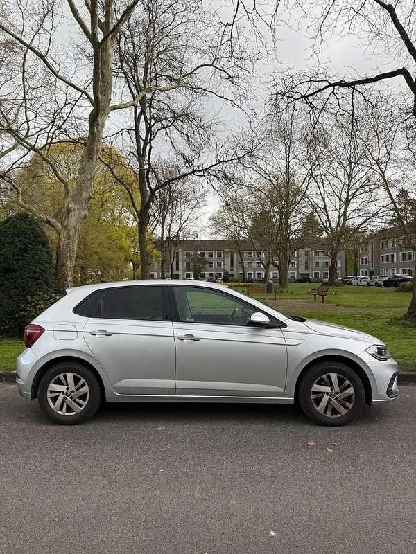 Gebraucht VW Polo Style 110 PS (80 kW) 2022 Grau Kleinwagen