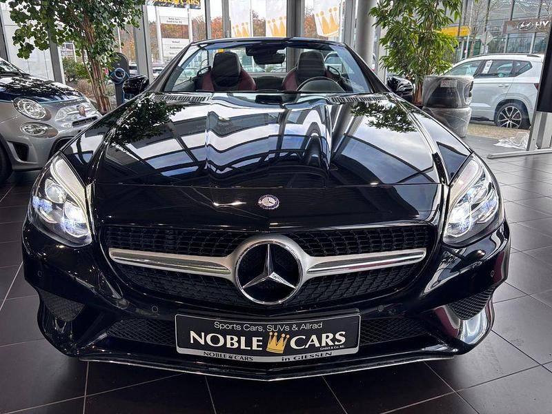 Gebraucht Mercedes SLC300 245 PS (180 kW) 2016 Obsidianschwarz (metallic) Cabrio