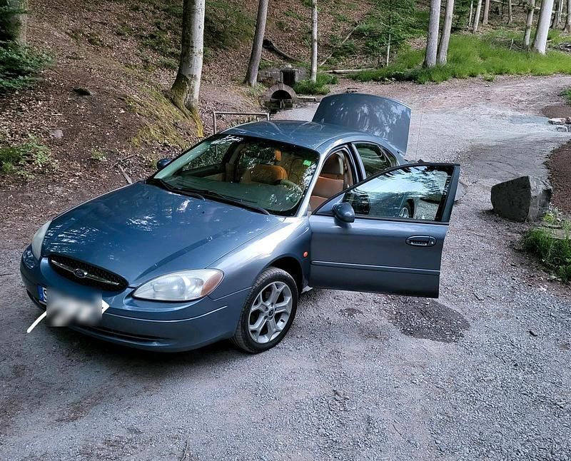 Blau Gebraucht 2001 Ford Taurus Limousine | 1.200 € - Bild 1/4
