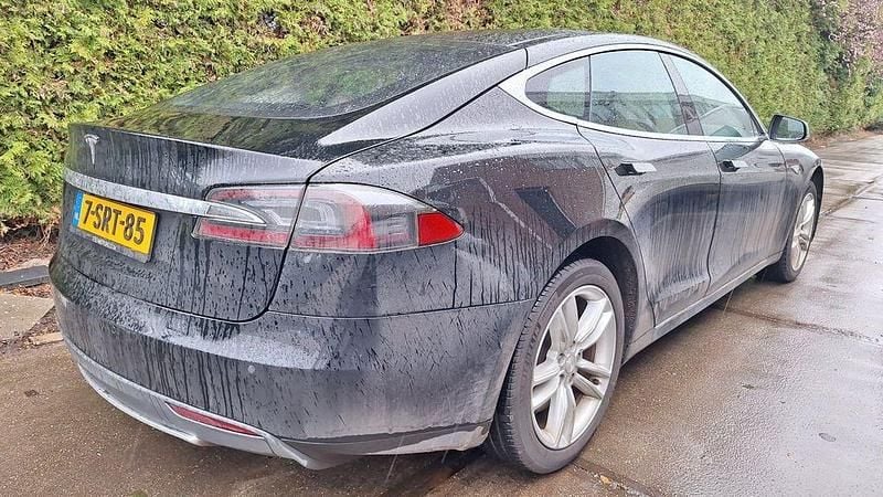 Gebraucht Tesla Model S 278 kW (378 PS) 2013 Schwarz Kleinwagen