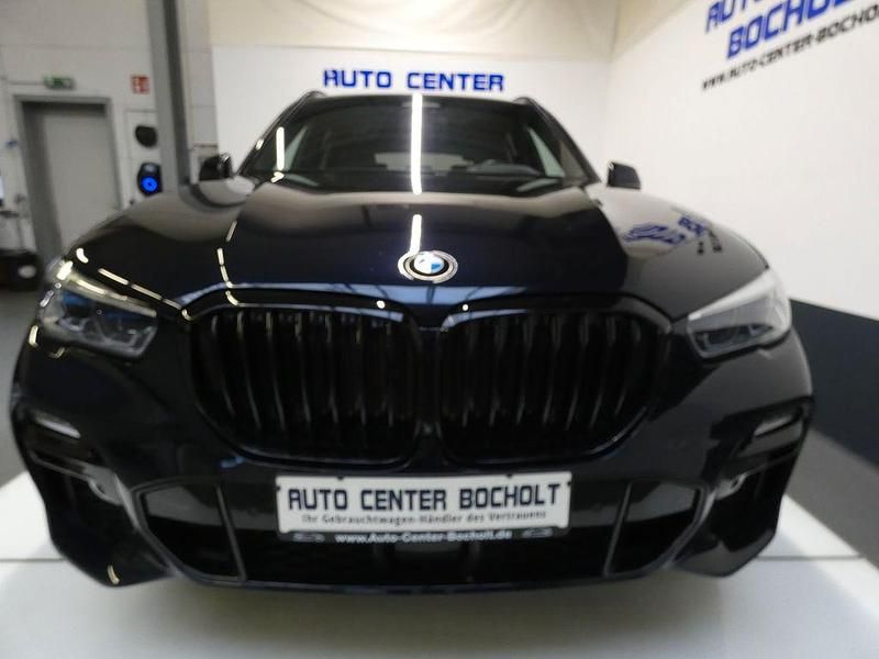Schwarz Gebraucht 2021 BMW X5 M Sport SUV | 46.900 € (Fairer Preis) - Bild 1/4