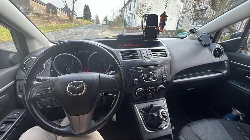 Gebraucht Mazda 5 115 PS (84 kW) 2011 Grau Van / Kleinbus