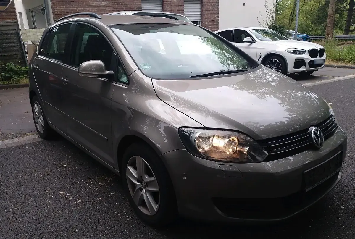 Gebraucht VW Golf VI 80 PS (58 kW) 2010 Kleinwagen