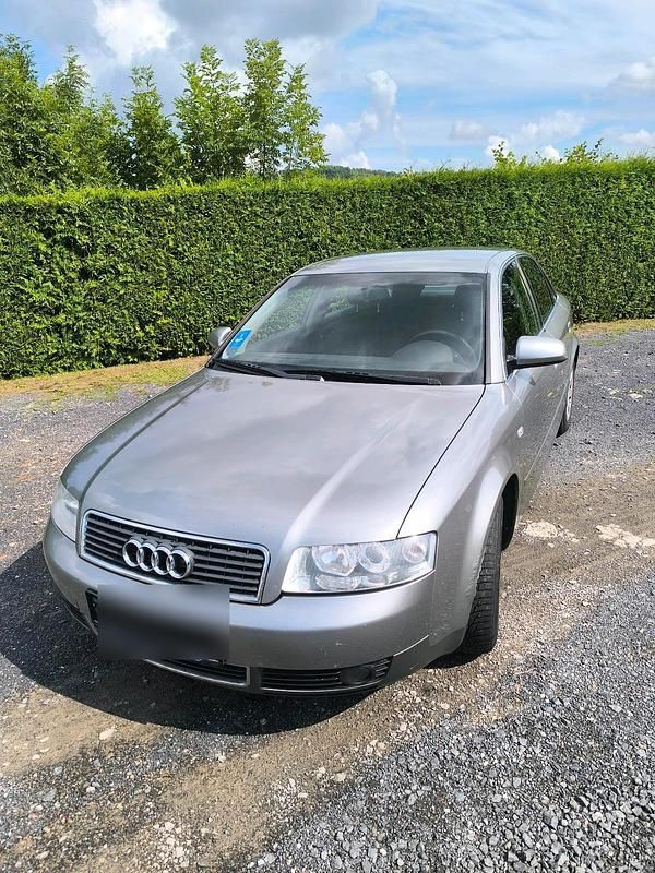 Andere farben Gebraucht 2002 Audi A4 Limousine | 999 € (Superpreis) - Bild 1/4