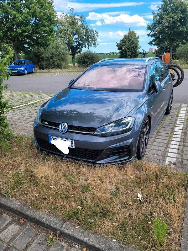 Gebraucht VW Golf VII GTD 184 PS (135 kW) 2018 Grau Kombi