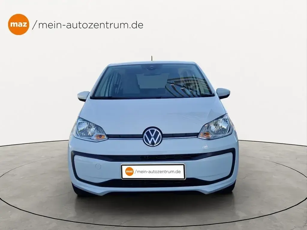 Second-hand VW up! Basis 65 CP (47 kW) 2023 Alb Hatchback