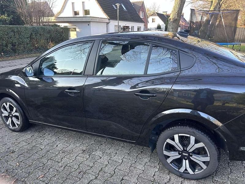 Gebraucht Dacia Logan 91 PS (66 kW) 2025 Schwarz Limousine