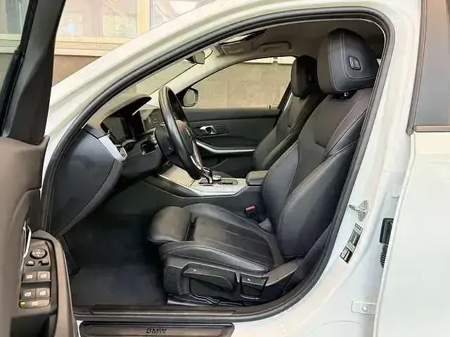 Gebraucht BMW 318 Advantage 150 PS (110 kW) 2022 Weiß Kombi