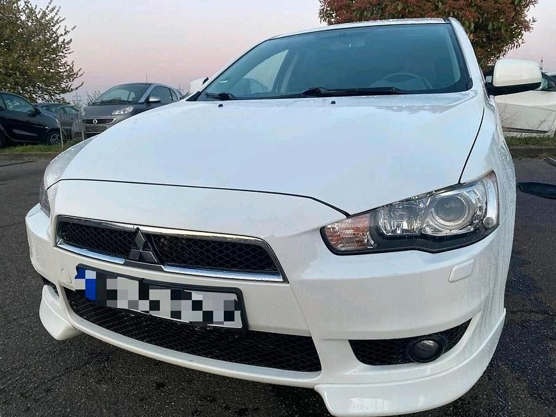 Weiß Gebraucht 2007 Mitsubishi Lancer Limousine | 2.499 € (Teuer) - Bild 1/4
