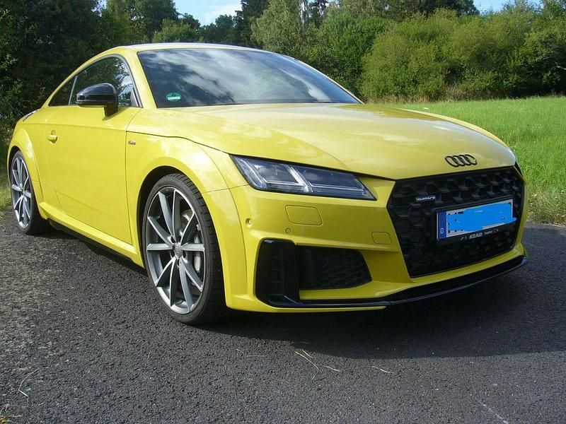 Gelb Gebraucht 2022 Audi Coupé Design Coupé | 46.500 € - Bild 1/4